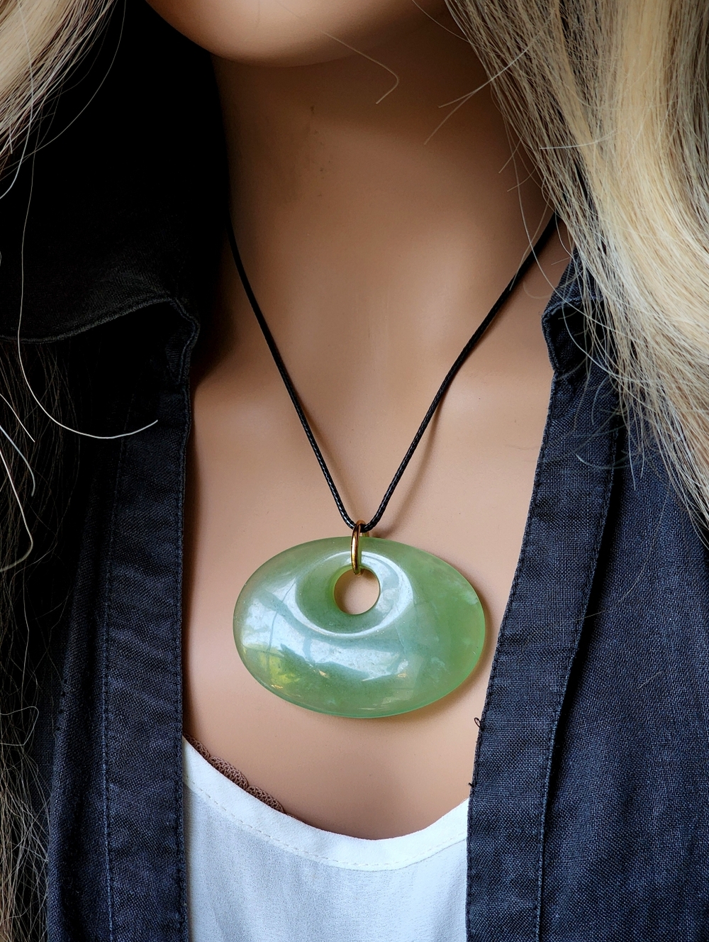 Natural Stone Vintage Jewelry Elegant Natural Green Jade Pendant Necklace
